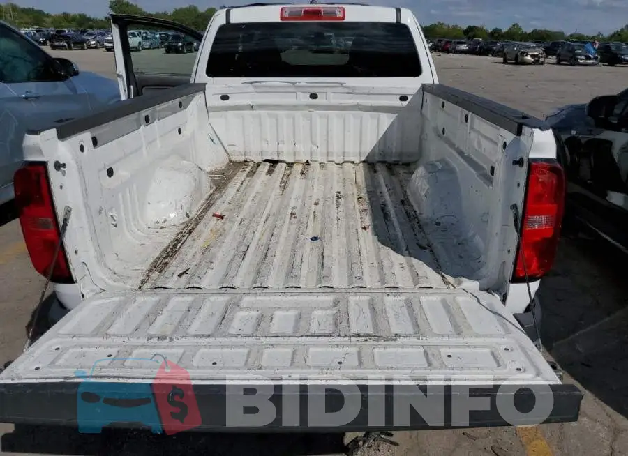 1GCHSAEA9F1218865 Photo# 9