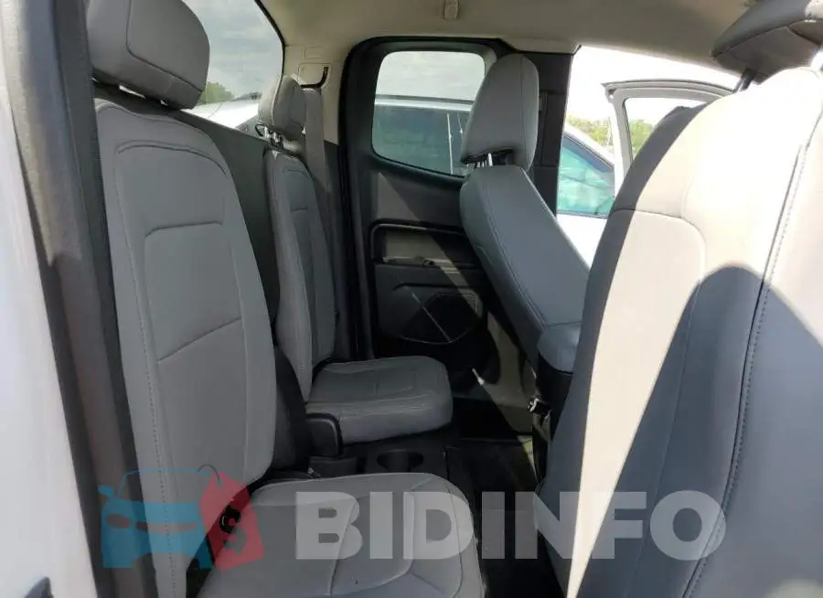 1GCHSAEA9F1218865 Photo# 6