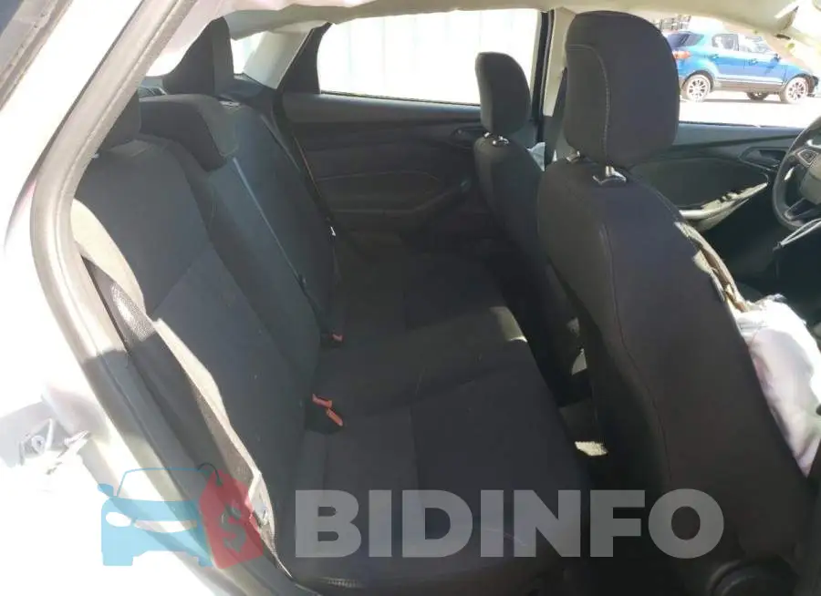 1FADP3E2XHL243081 Photo# 6