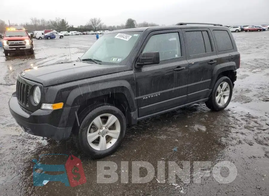 1C4NJRFB5HD137343 Photo# 1