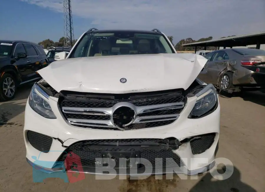 4JGDA5HB1HA911666 Photo# 5