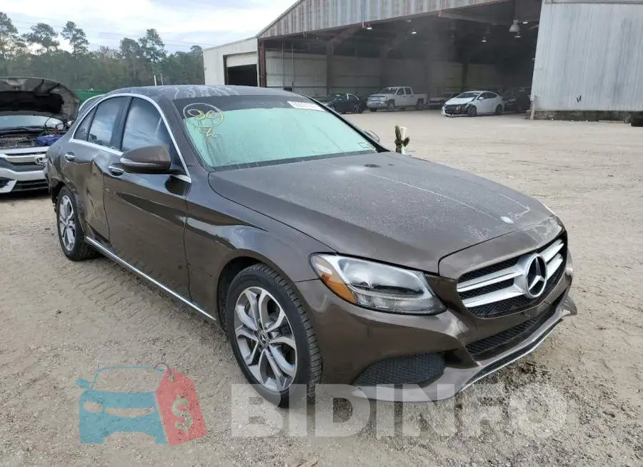 55SWF4HB6GU161081 Photo# 1