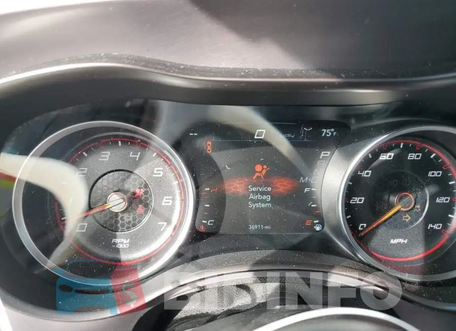 2C3CDXBG3KH752864 Photo# 9