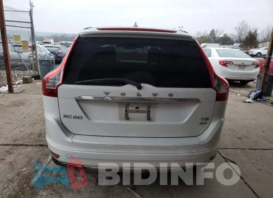 YV4612RK3G2824786 Photo# 6