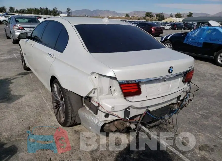 WBAYE8C56FD781826 Photo# 2