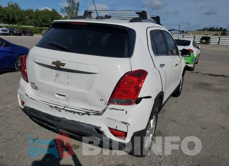 KL7CJLSB8HB094717 Photo# 3