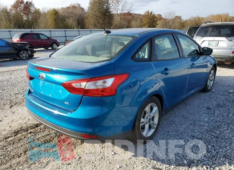1FADP3F2XEL135246 Photo# 4