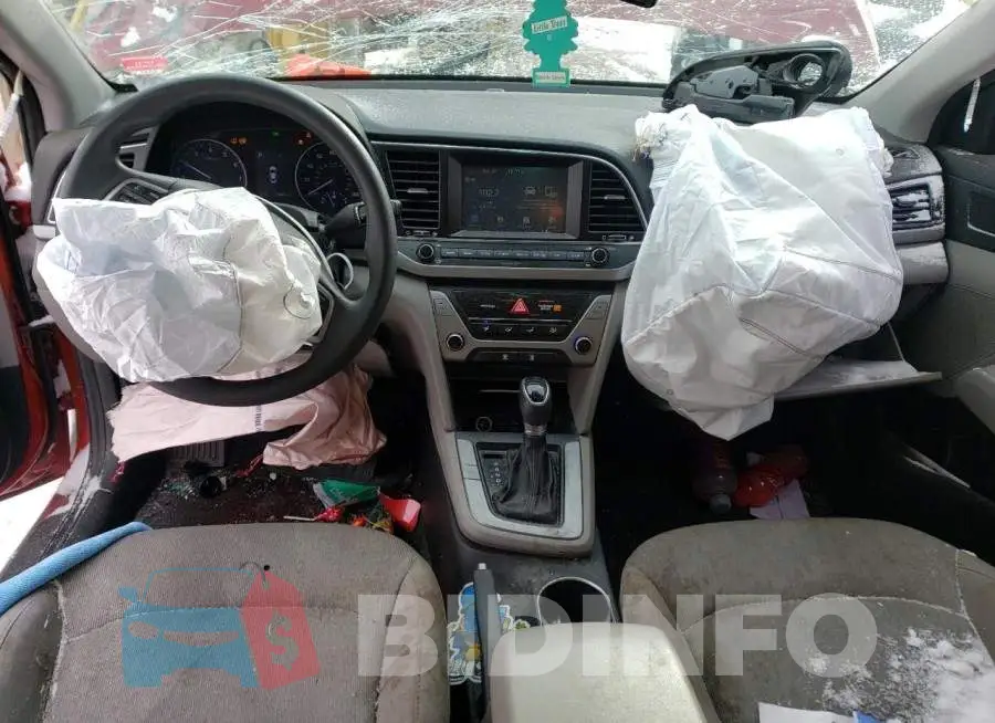 5NPD84LF9JH392398 Photo# 8