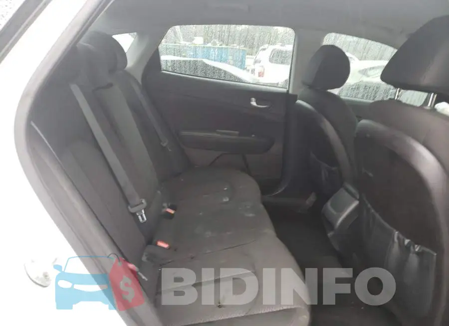 5XXGT4L32GG020827 Photo# 10