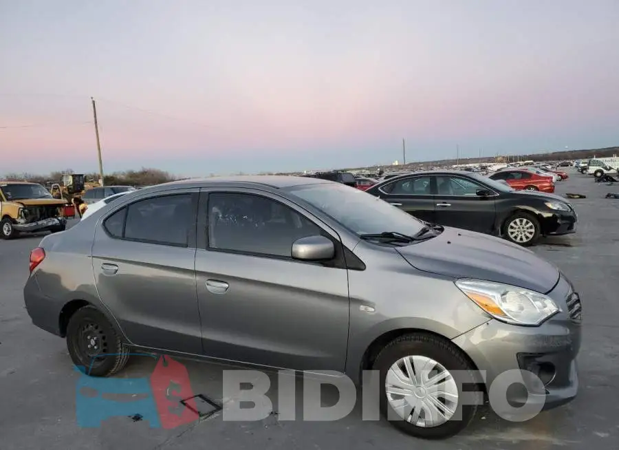 ML32F3FJ7HHF07358 Photo# 4