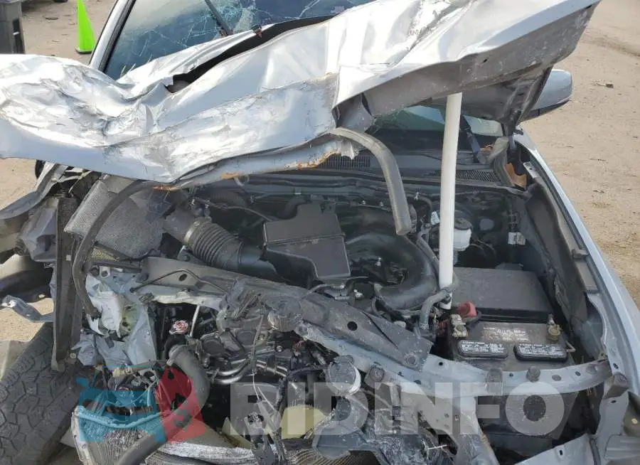 3TMCZ5AN1KM210844 Photo# 11
