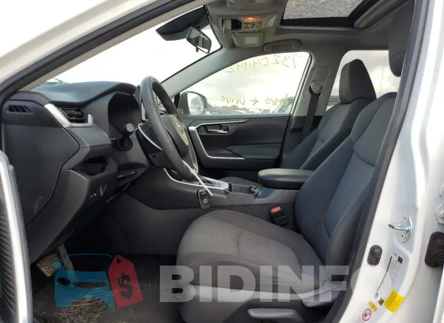 JTMW1RFV0KD509810 Photo# 7