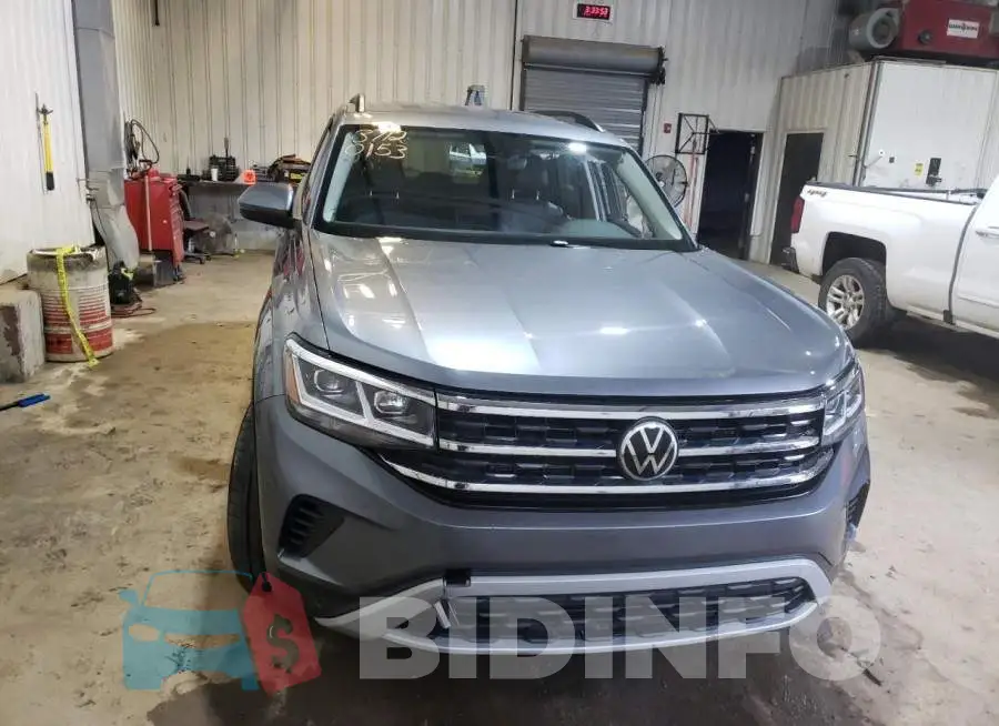 1V2HR2CA9MC567917 Photo# 5