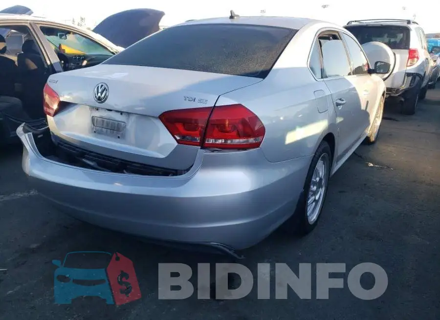 1VWBN7A34EC049748 Photo# 3