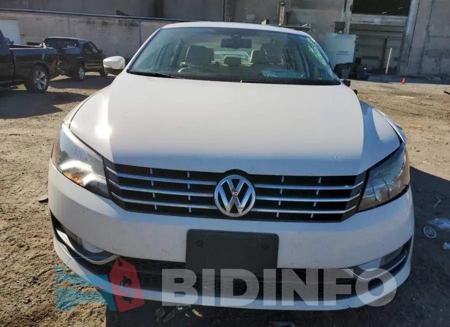 1VWBN7A38EC029924 Photo# 5