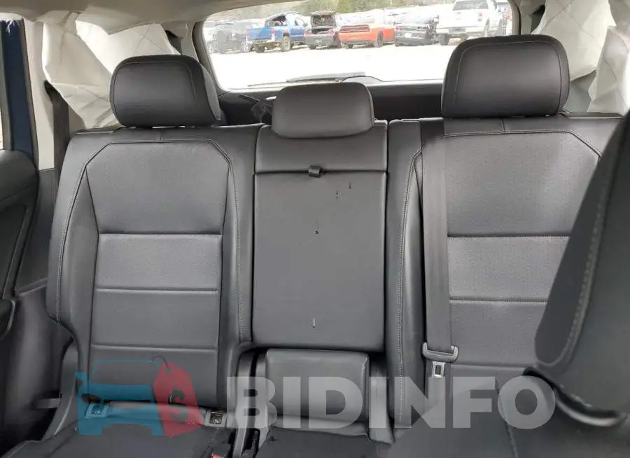 3VV3B7AXXLM081832 Photo# 10