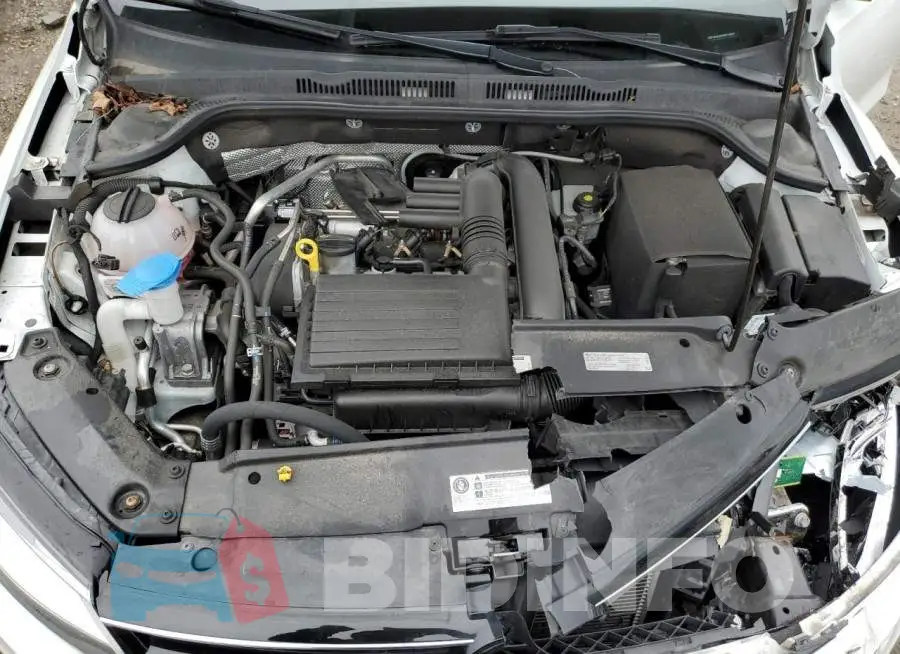 3VW167AJ3HM413555 Photo# 7