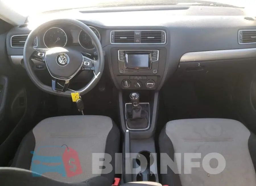 3VW167AJ9HM282101 Photo# 8