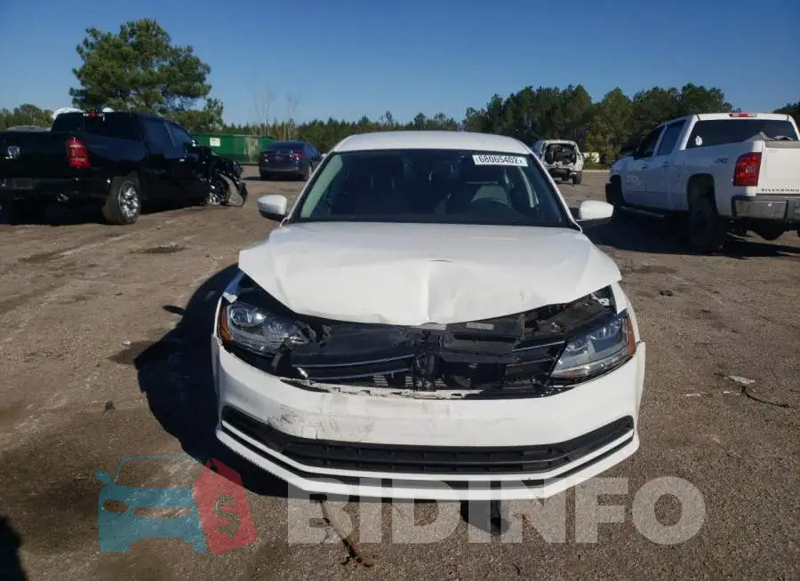 3VW167AJ9HM282101 Photo# 5