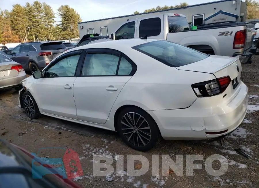 3VWD17AJ2GM394586 Photo# 2