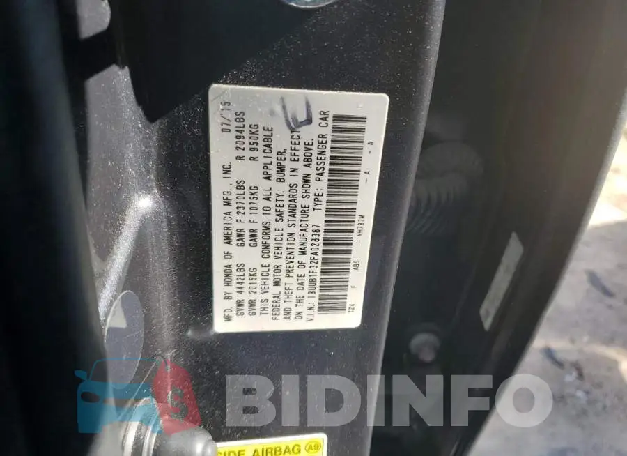19UUB1F32FA028387 Photo# 10