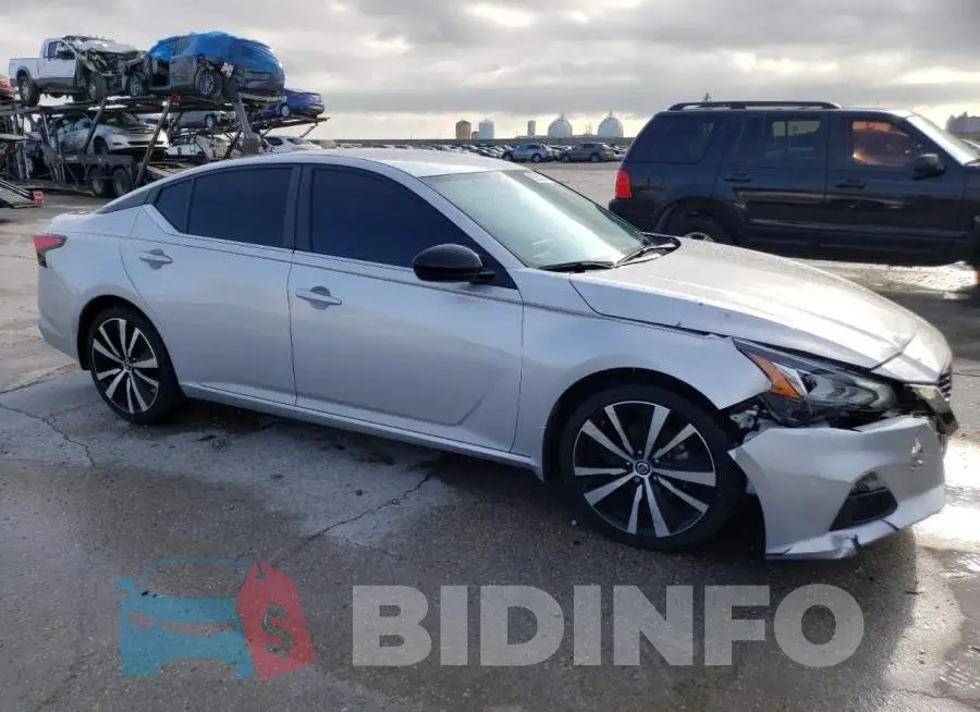 1N4BL4CV1KC216543 Photo# 4