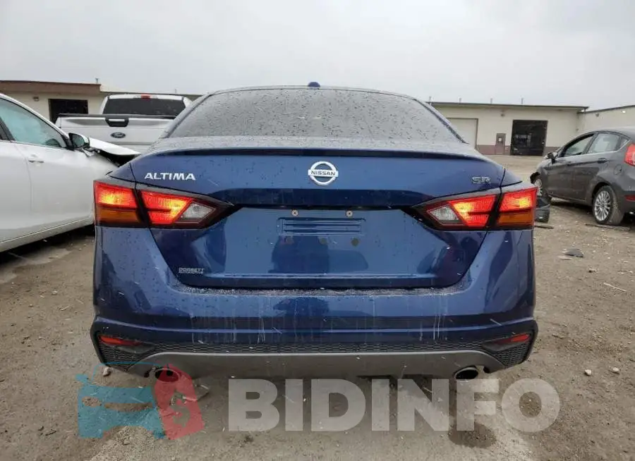 1N4BL4CV3KC133051 Photo# 6