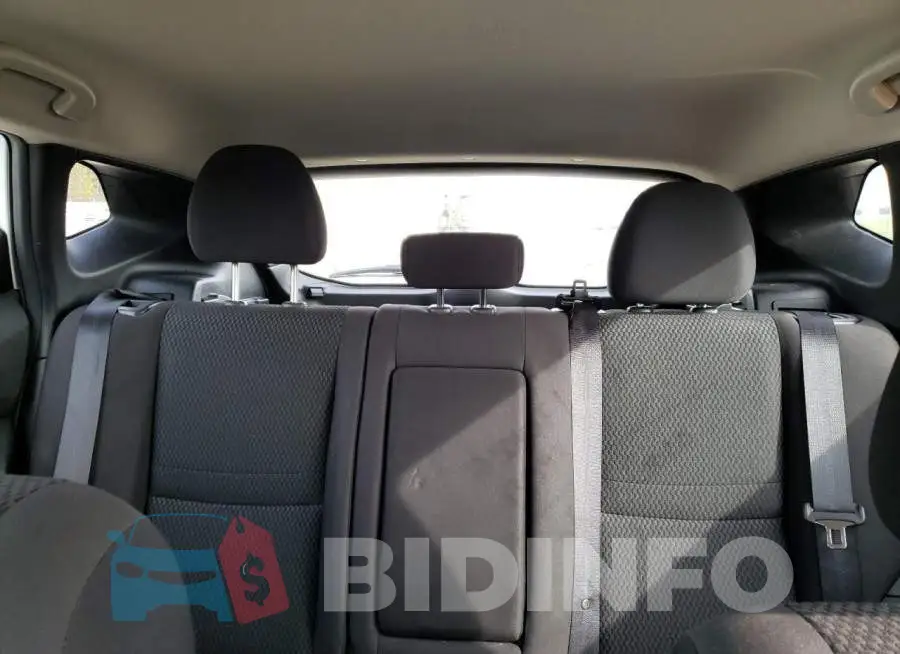 JN1BJ1CP5HW011818 Photo# 10