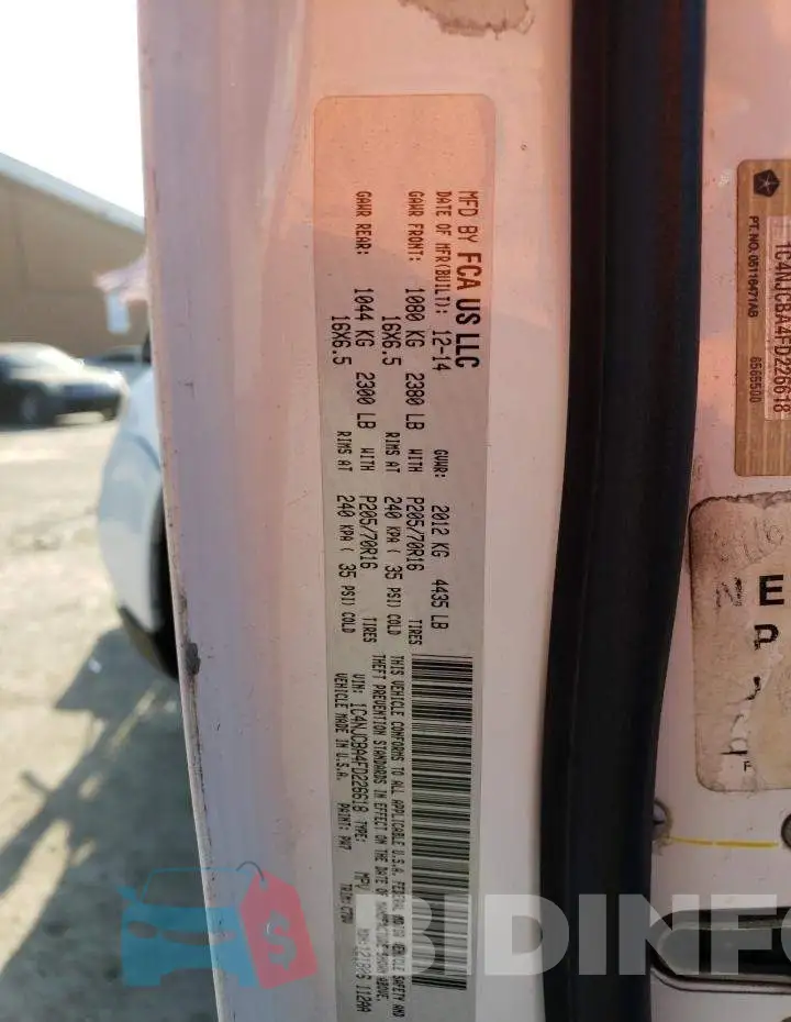 1C4NJCBA4FD226618 Photo# 12