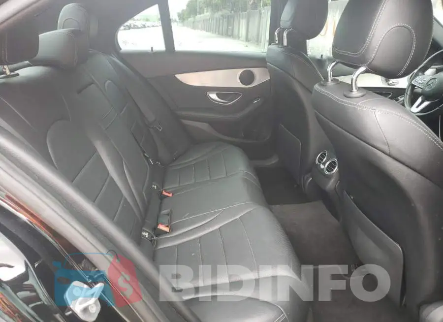 55SWF8DB8KU310712 Photo# 6