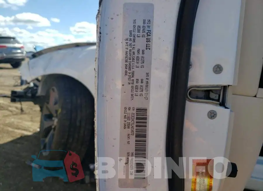 2C3CDXCT6JH210572 Photo# 10