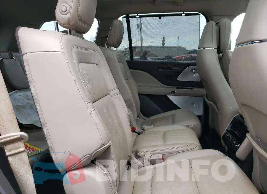 5LM5J7XC8LGL20246 Photo# 11