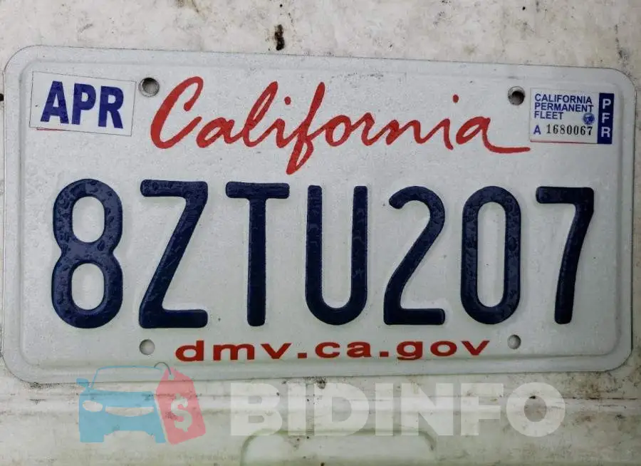 5YJ3E1EB8NF192405 Photo# 12