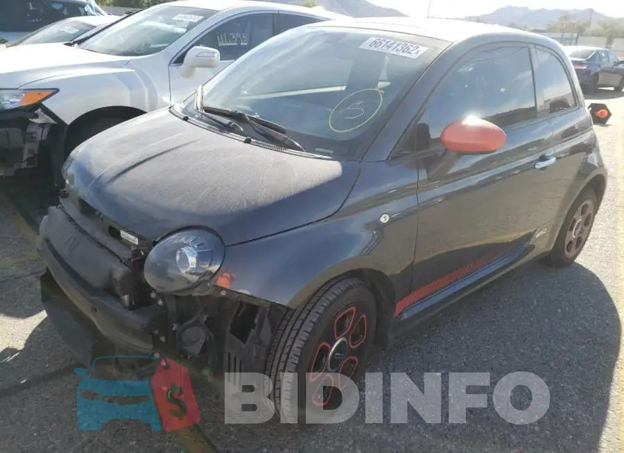 3C3CFFGE3FT642342 Photo# 2