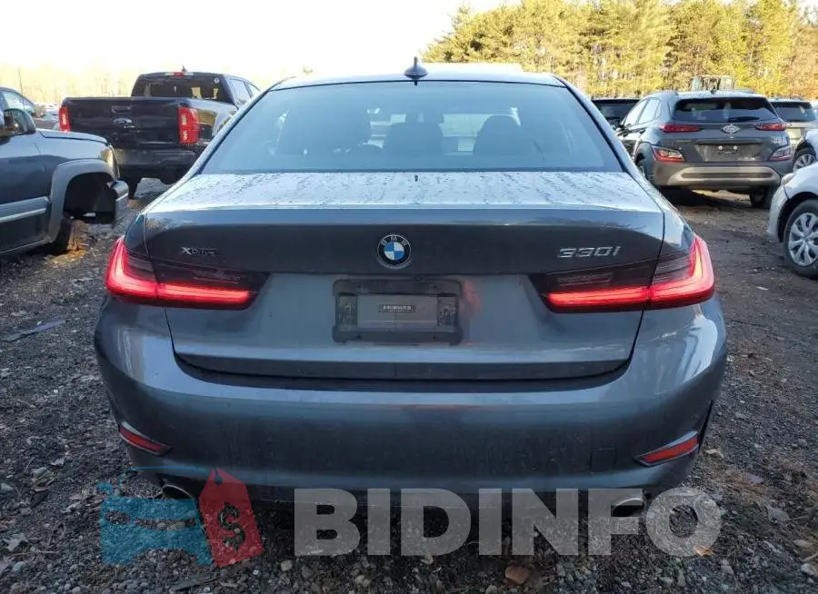 3MW5R7J04L8B21267 Photo# 6
