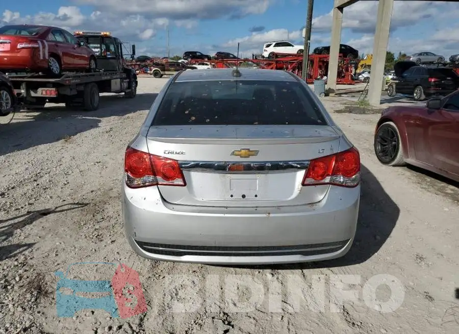 1G1PE5SB9G7156673 Photo# 6