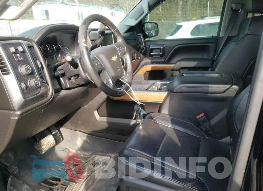 1GC1KWE82FF679811 Photo# 7