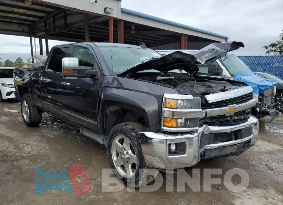 1GC1KWE85FF682427 Photo# 4