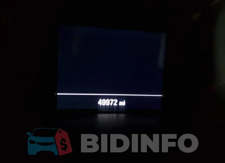 1GCHSBEA9K1135582 Photo# 9