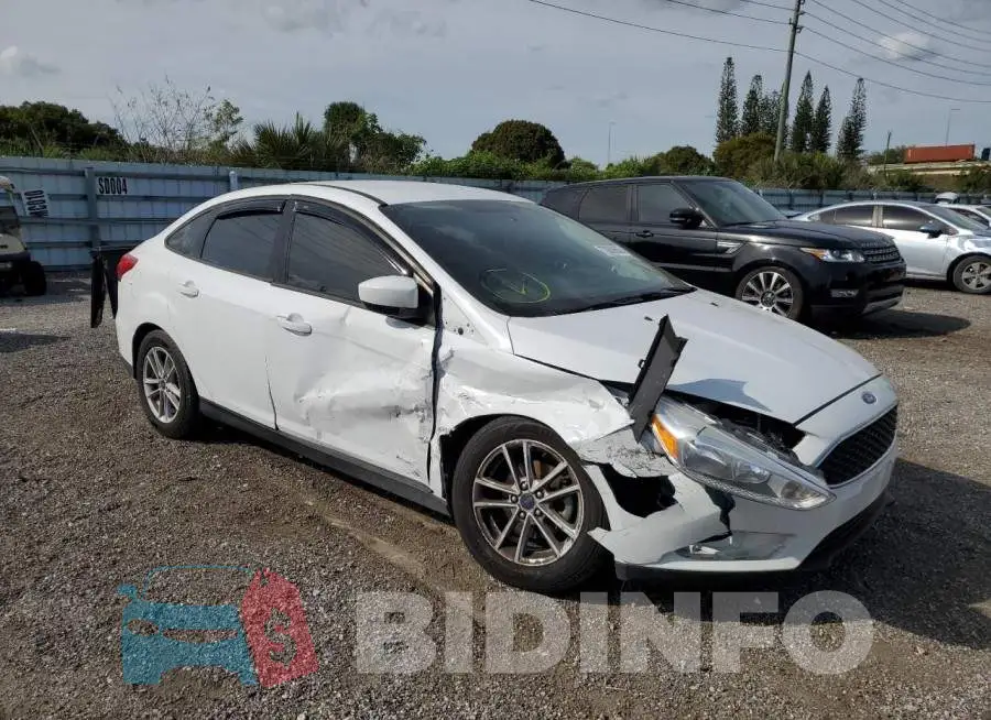 1FADP3F21JL225122 Photo# 4