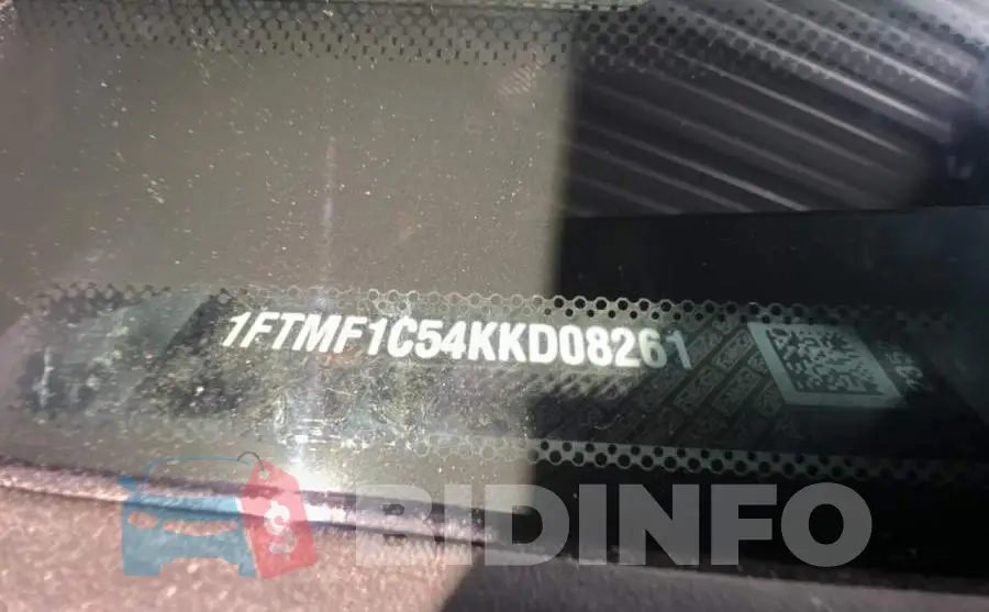 1FTMF1C54KKD08261 Photo# 10