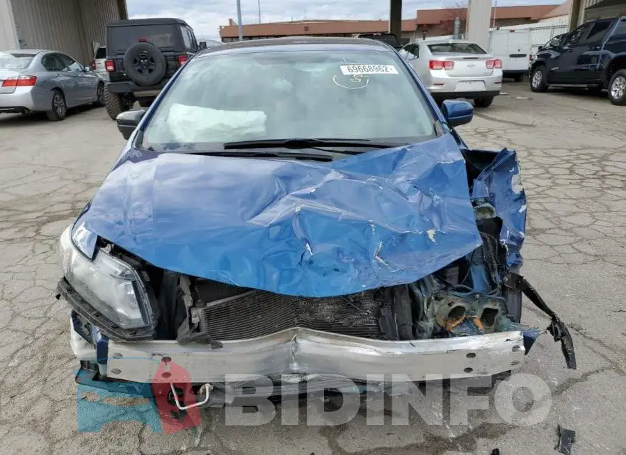 19XFB2F81FE010209 Photo# 5