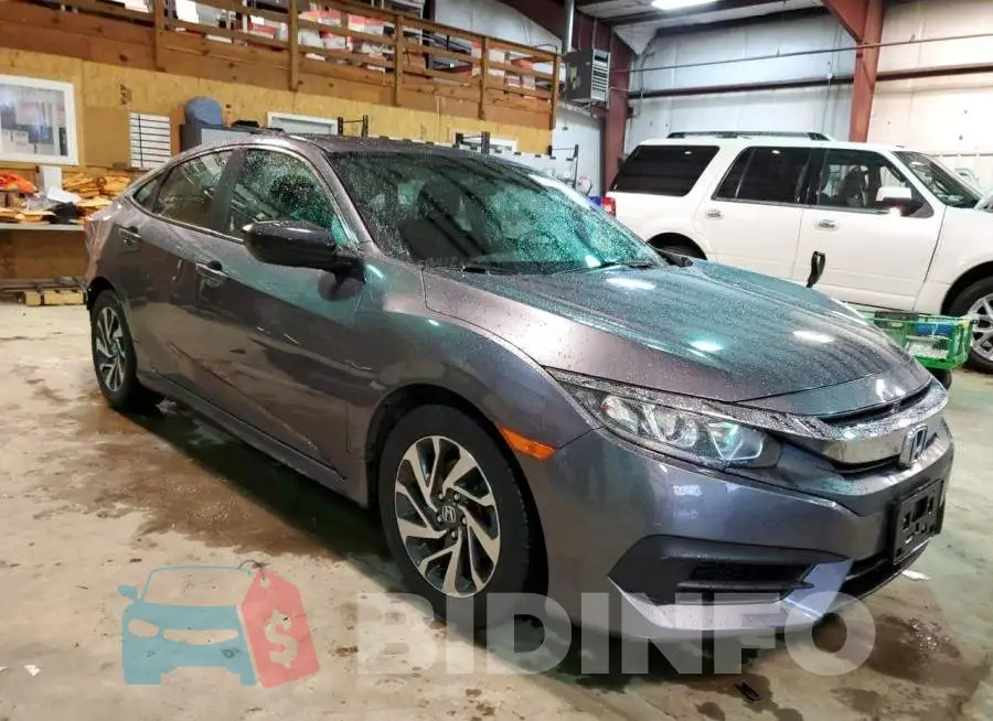 19XFC2F73HE205588 Photo# 4