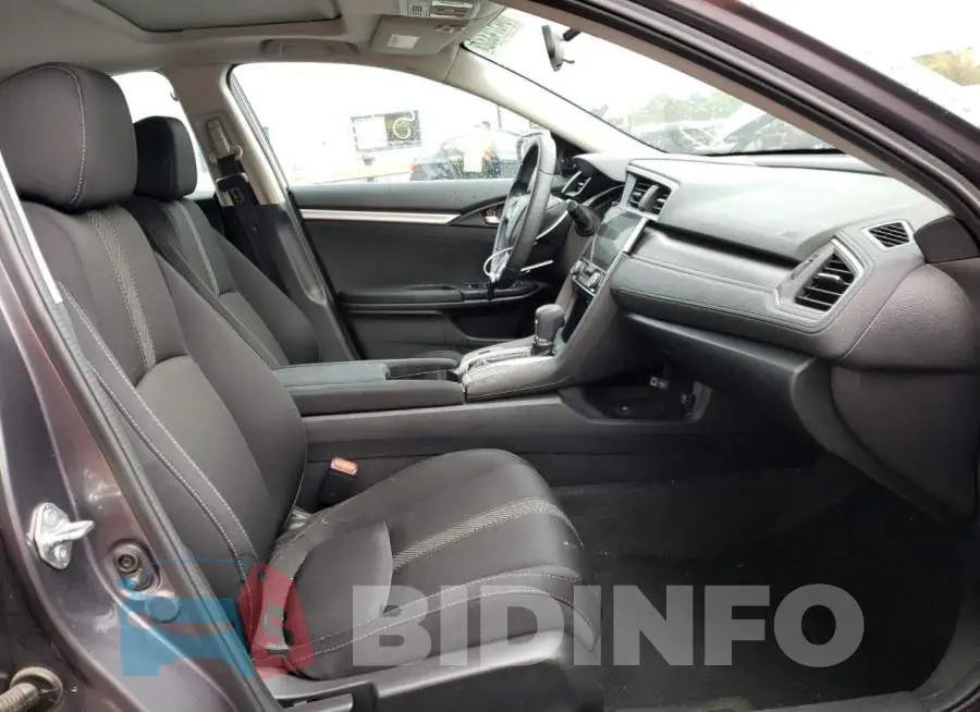 19XFC2F77GE210940 Photo# 5