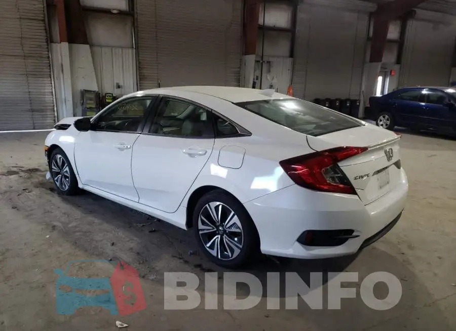 2HGFC1F7XHH650880 Photo# 2