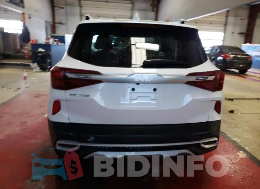 KNDERCAAXN7320185 Photo# 6