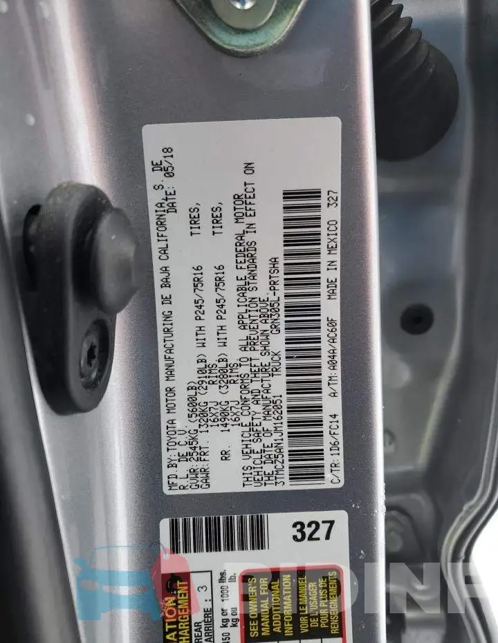 3TMCZ5AN1JM162051 Photo# 12