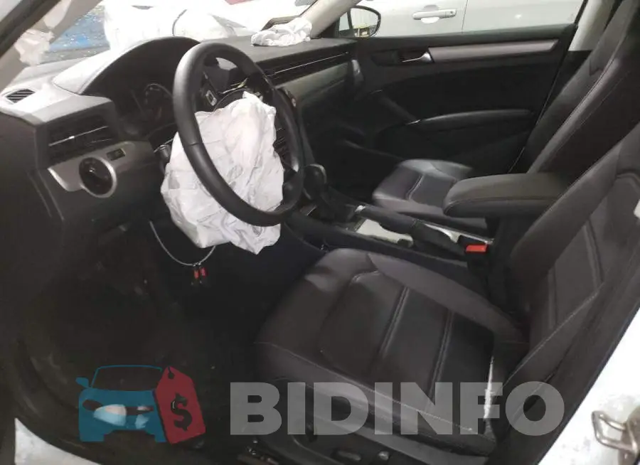 1VWSA7A30MC010391 Photo# 7