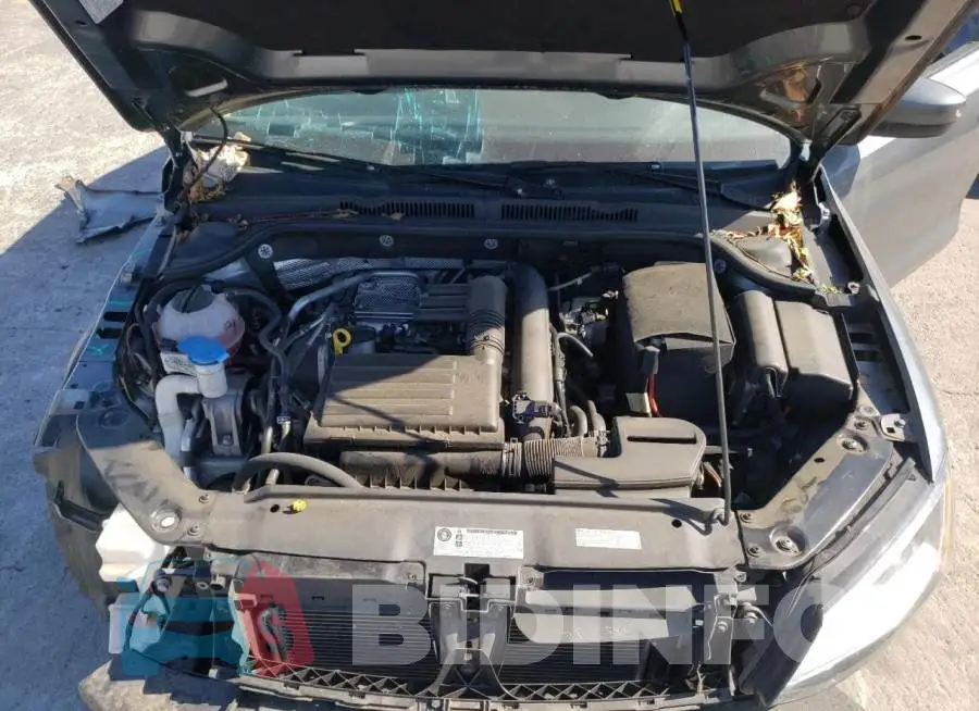 3VW167AJ3HM313942 Photo# 7