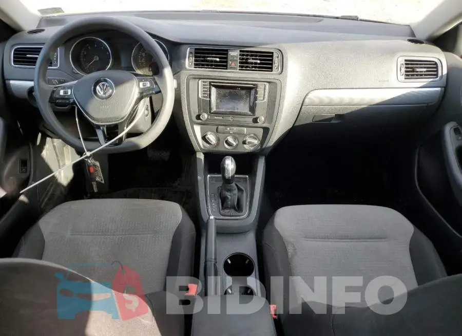 3VW2B7AJXHM202918 Photo# 8